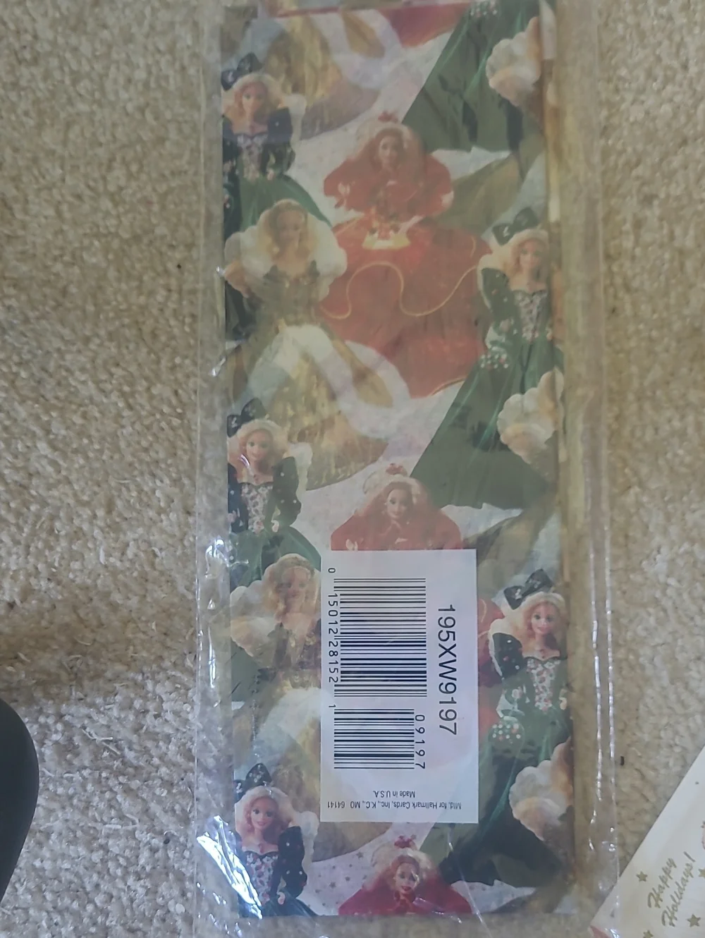Hallmark Red Green Gold Designer Tissue & Seals